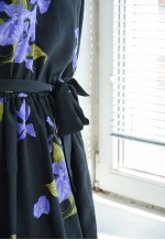 Vintage Black Flower Print Puff Sleeved Midi Dress