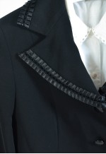 Vintage 00s jacket in black